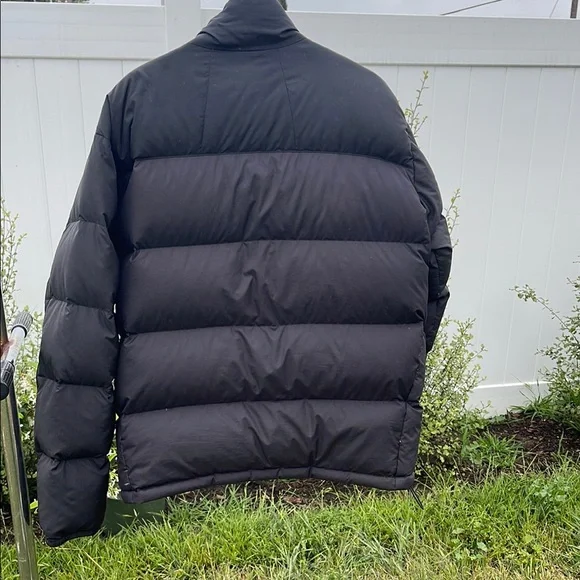 patagonia men’s Black Puffer Jacket - Picture 5 of 7